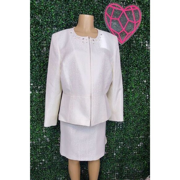Tahari Mother of the Bride suit Jackets & Blazers - Tahari Mother of the Bride suit